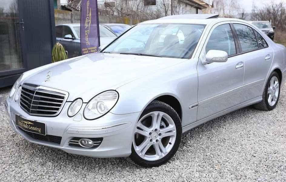 Mercedes-Benz E