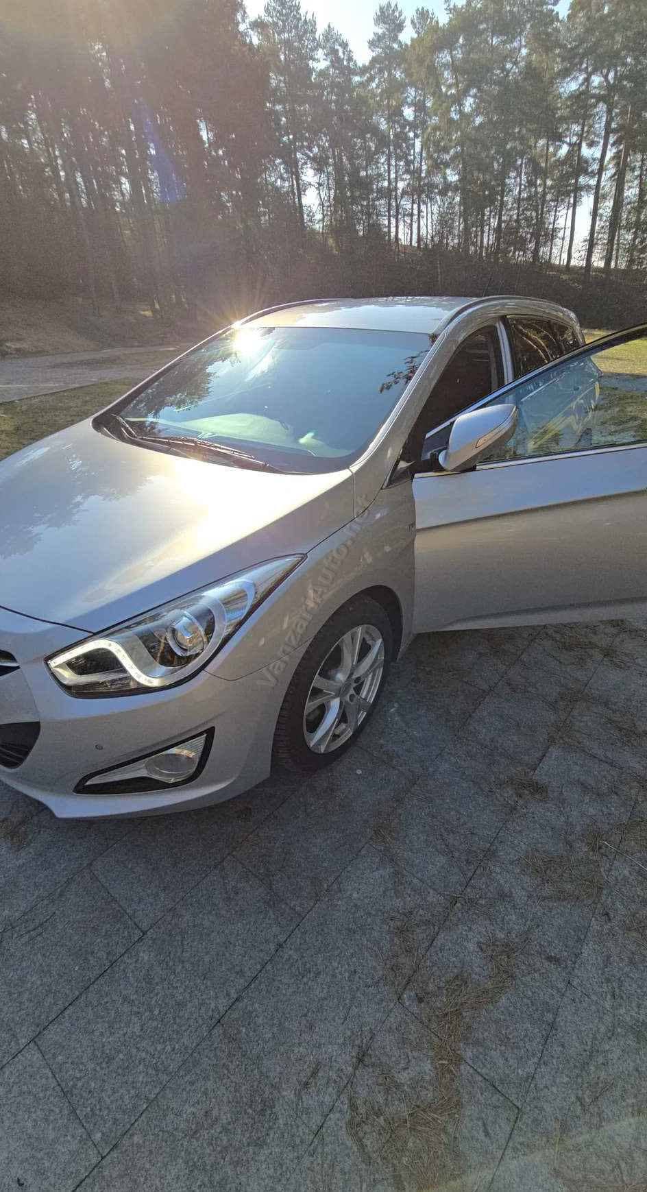 Hyundai i40