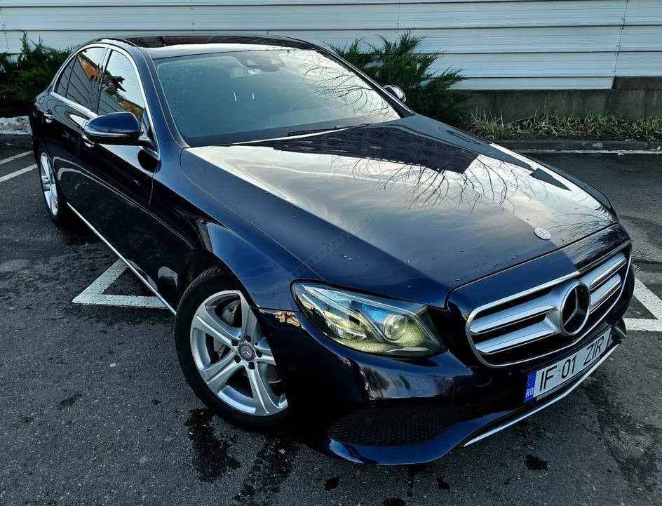 Mercedes-Benz E