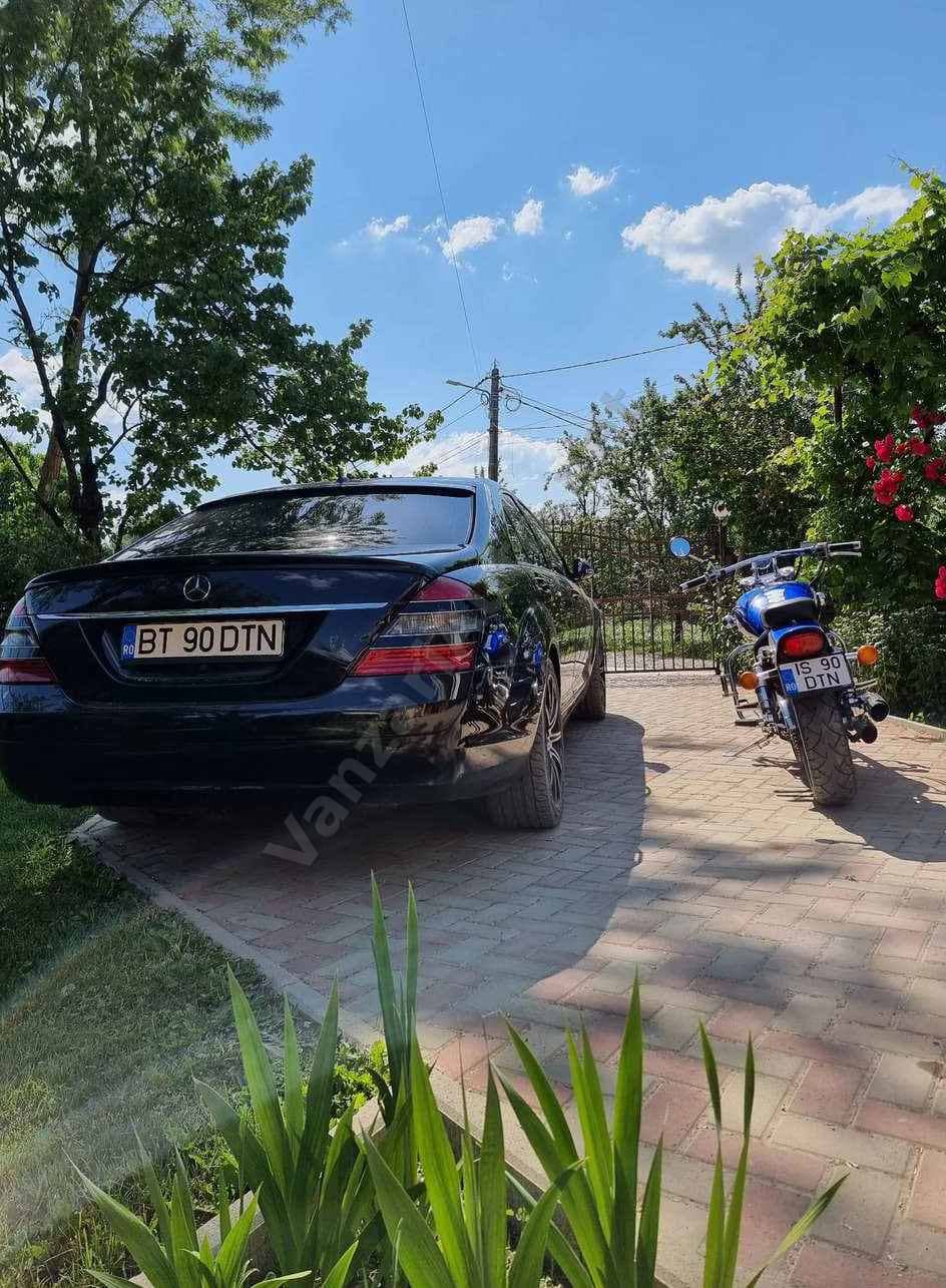 Mercedes-Benz S