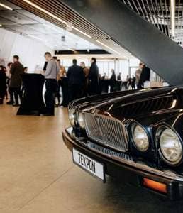 Jaguar XJ