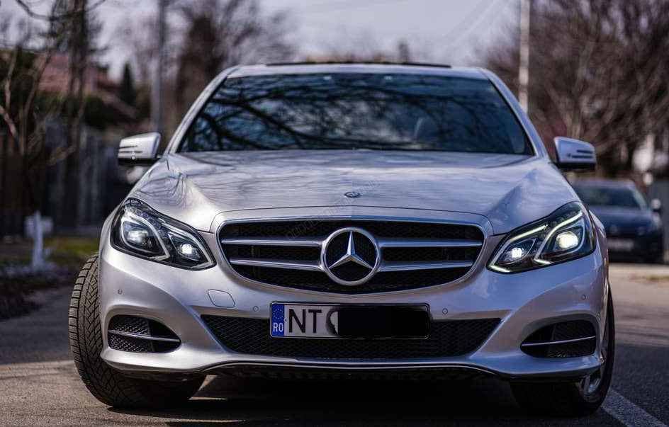 Mercedes-Benz E