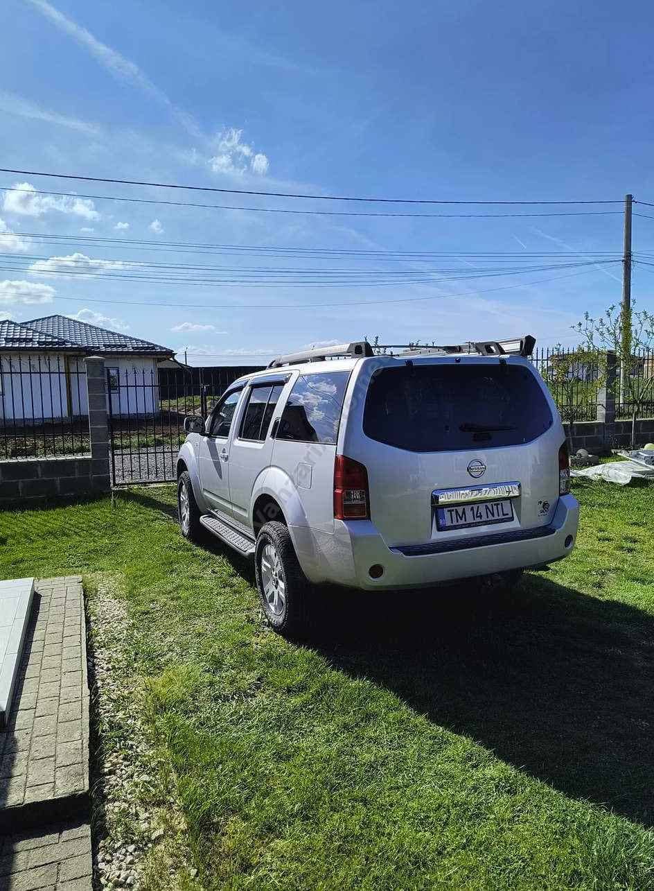 Nissan Pathfinder