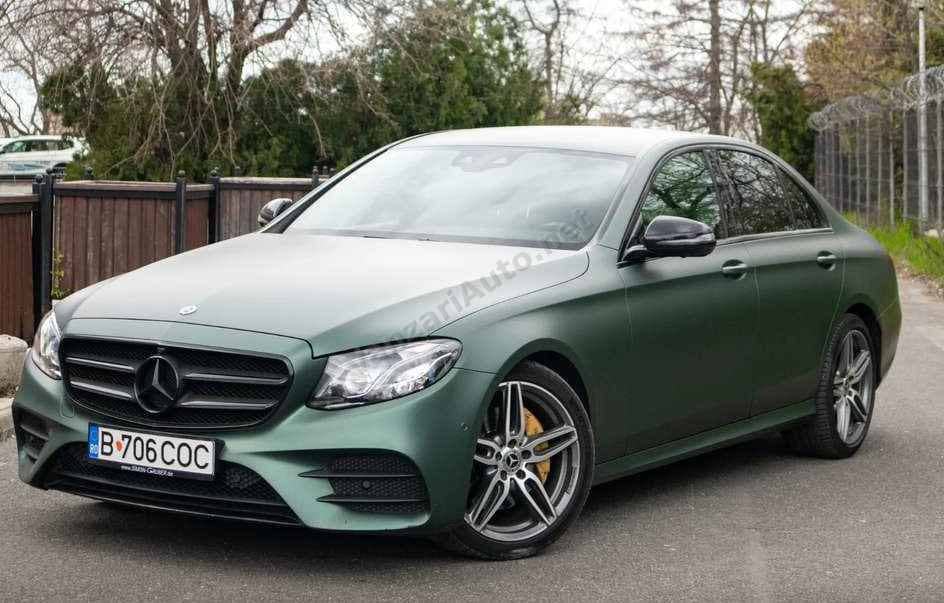 Mercedes-Benz E
