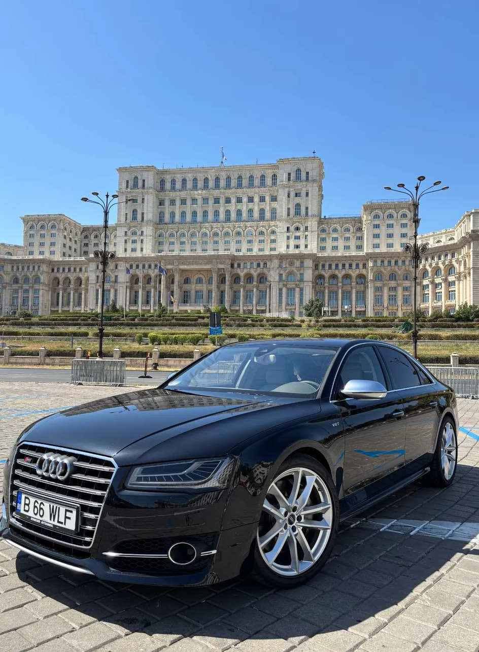 Audi S8