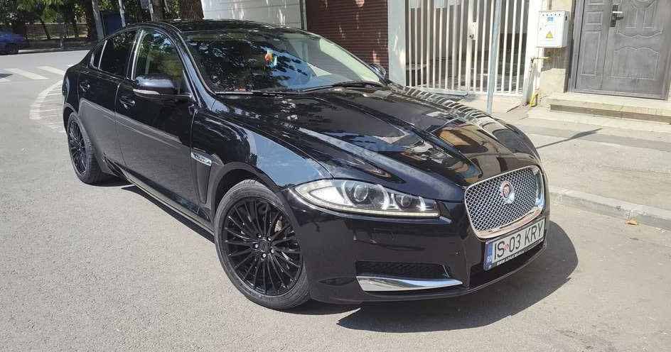Jaguar XF
