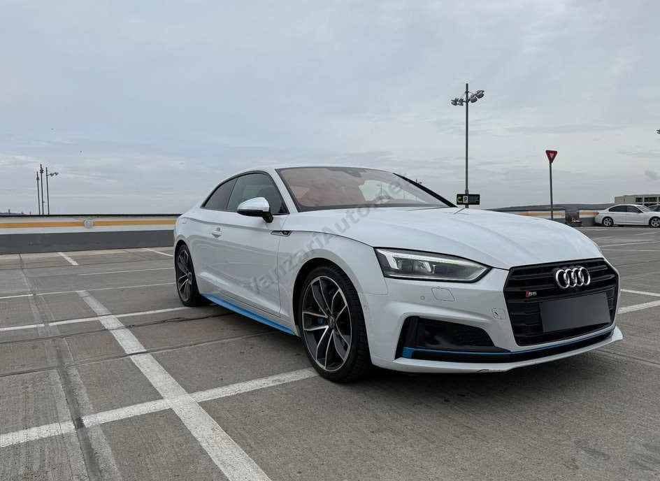 Audi S5