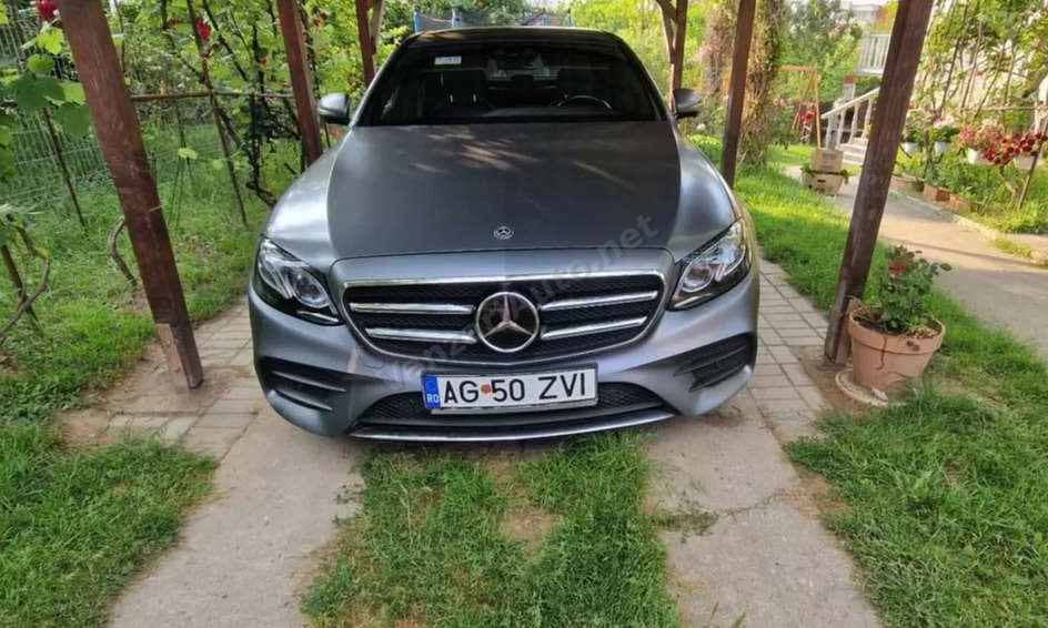 Mercedes-Benz E