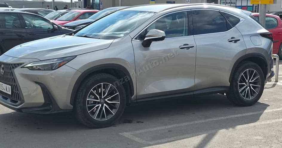 Lexus Seria NX