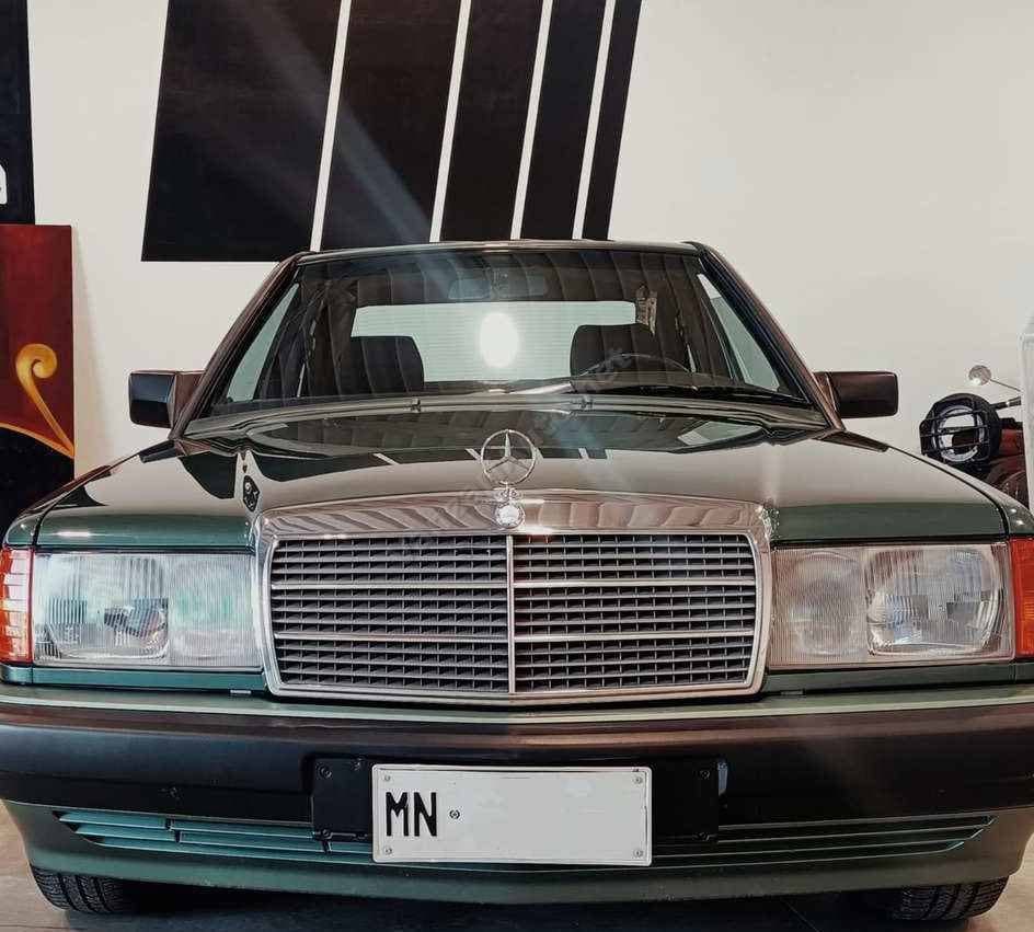 Mercedes-Benz W201