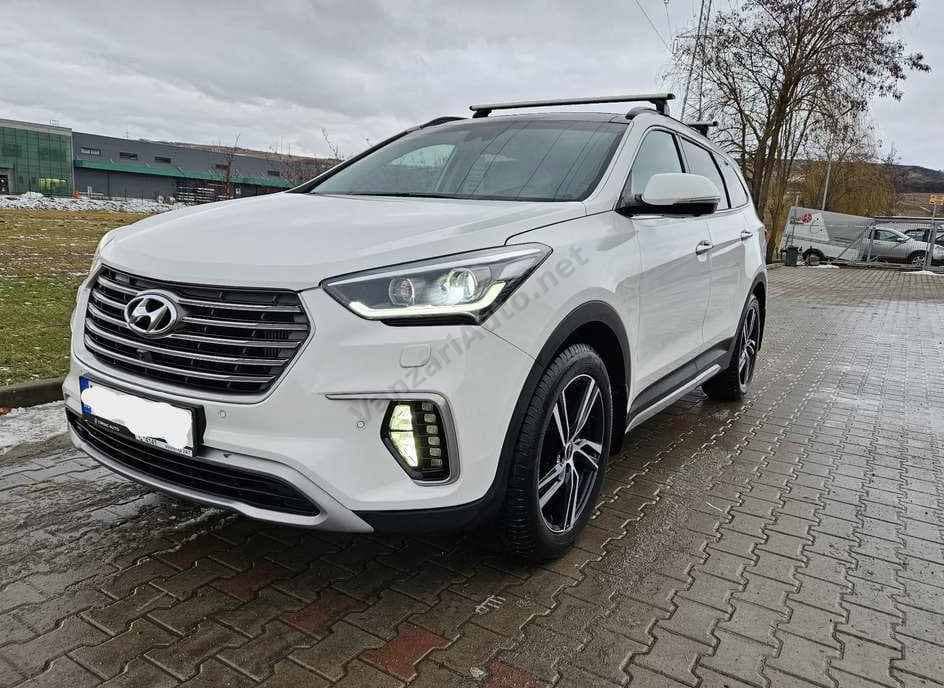Hyundai Grand Santa Fe