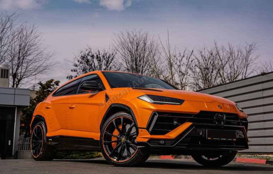 Lamborghini URUS