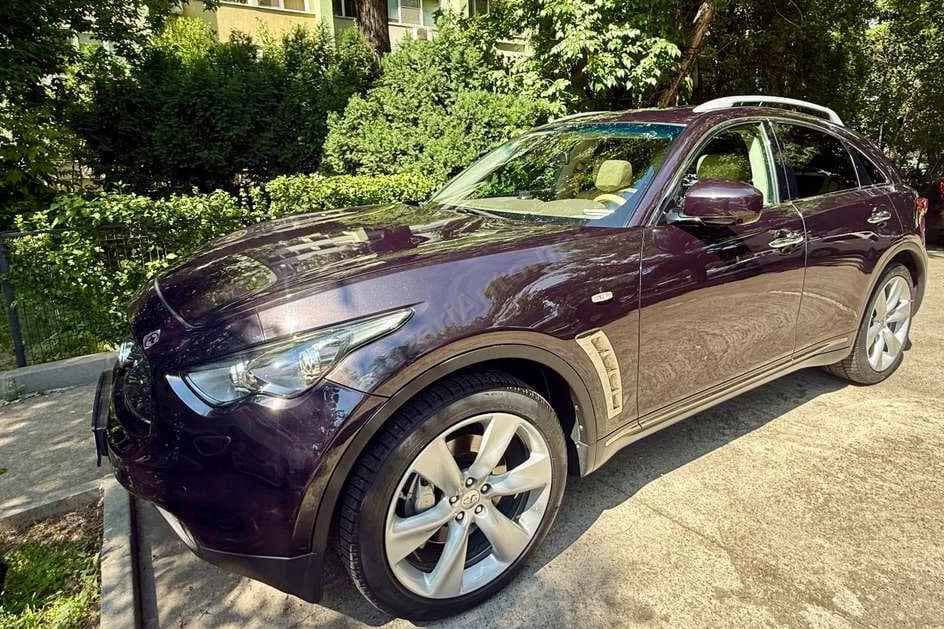 Infiniti FX 37