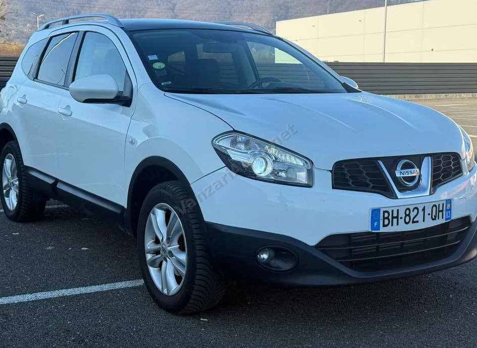 Nissan Qashqai+2