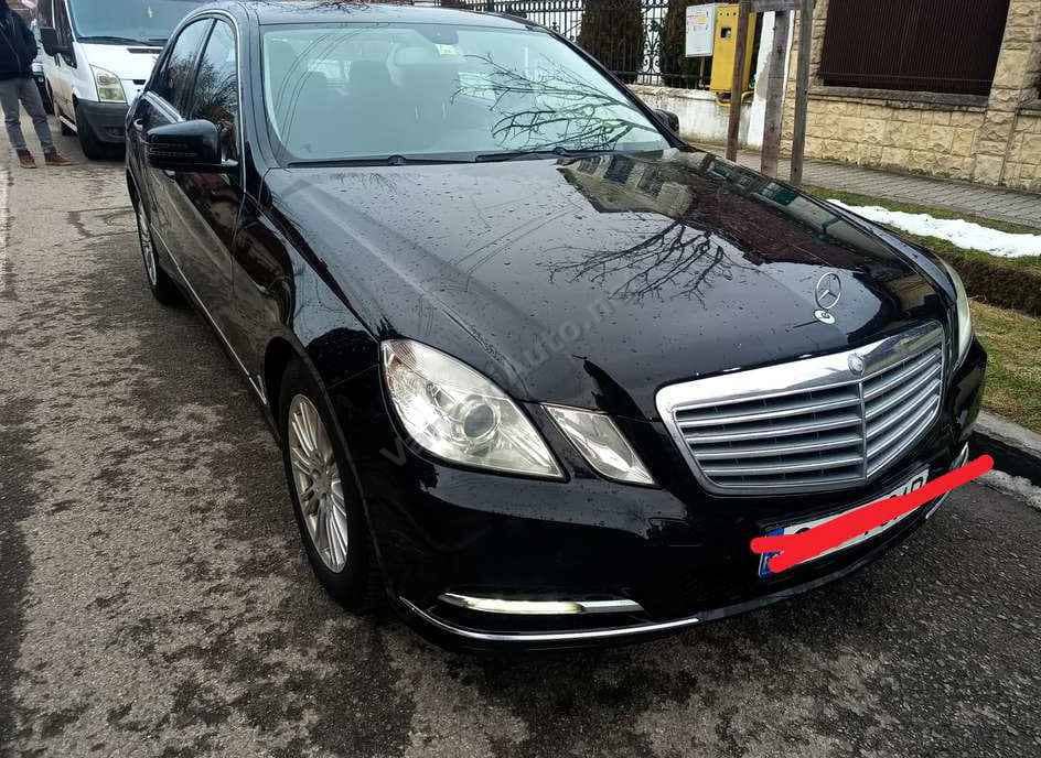 Mercedes-Benz E