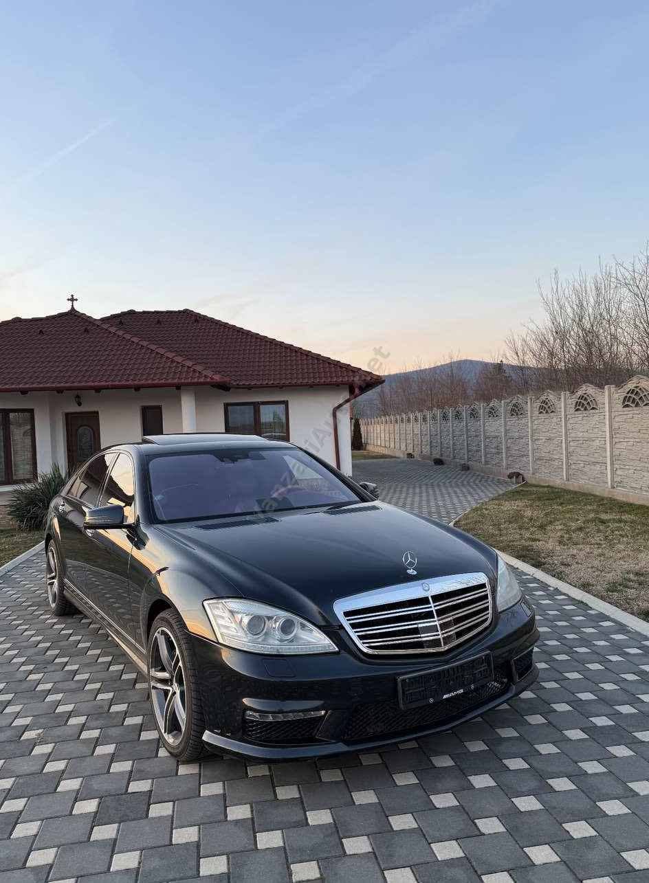 Mercedes-Benz S