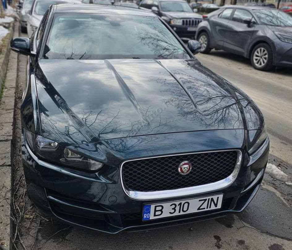 Jaguar XE