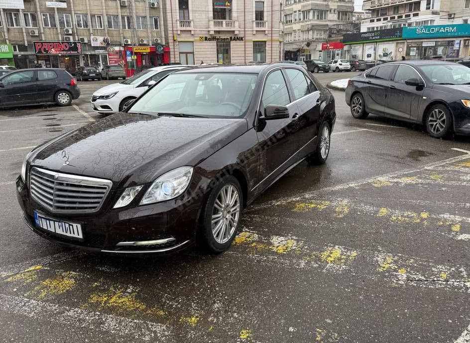 Mercedes-Benz E