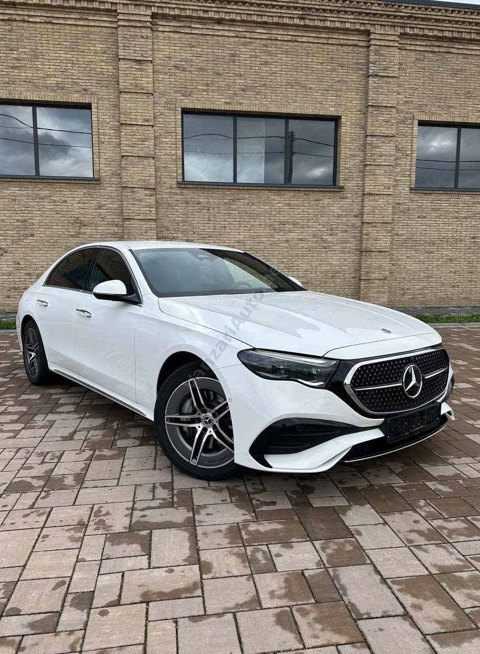 Mercedes-Benz E