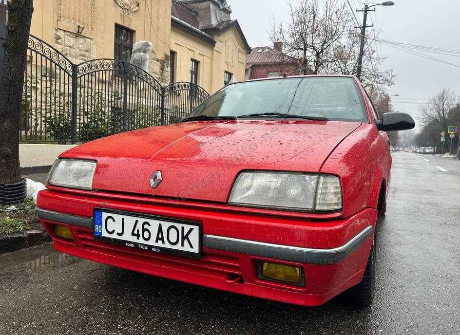 Renault 19