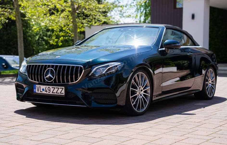 Mercedes-Benz E