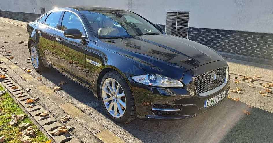 Jaguar XJ