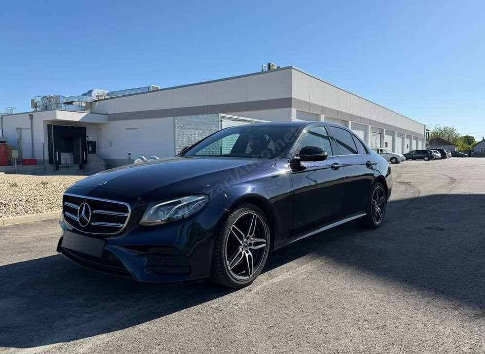 Mercedes-Benz E