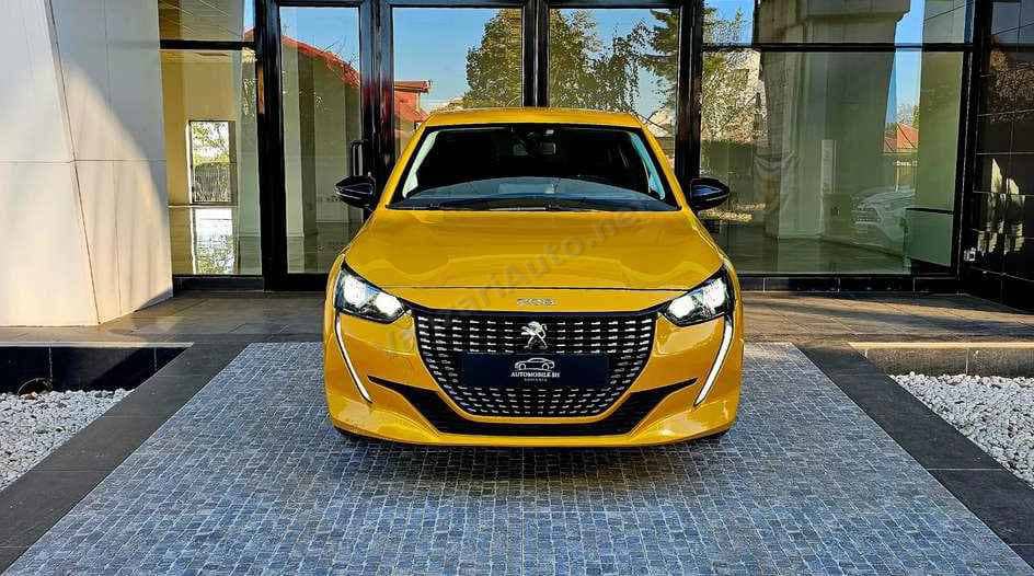 Peugeot 208