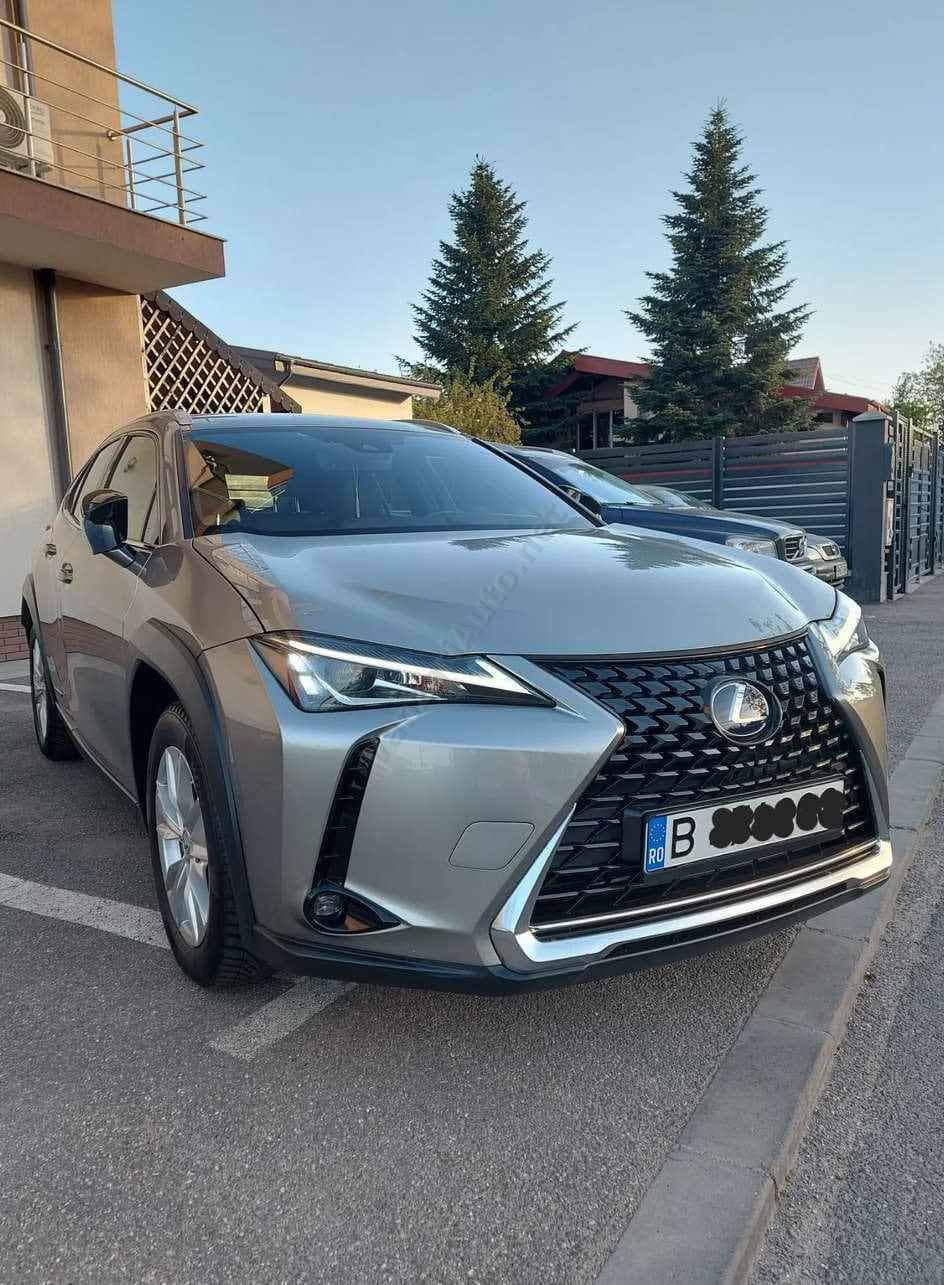 Lexus UX