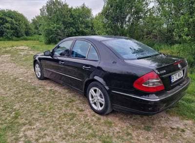 Mercedes-Benz E