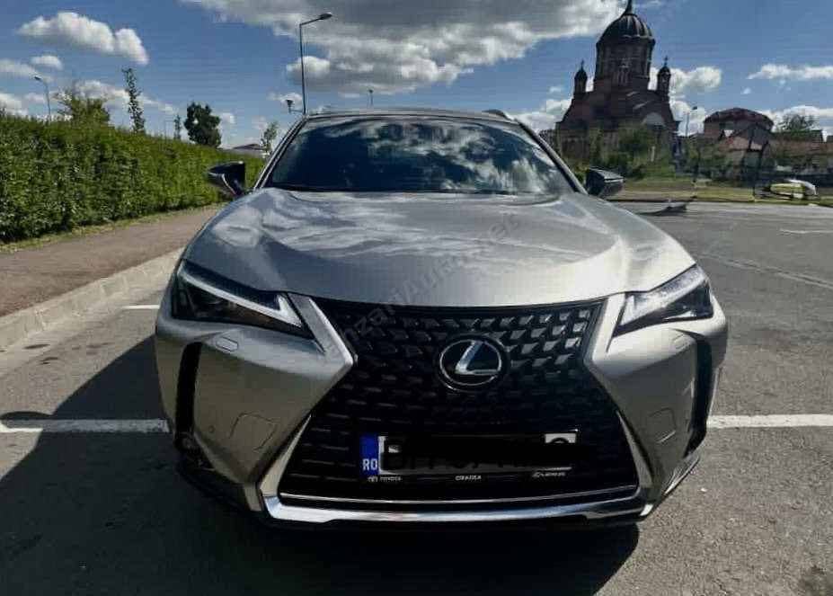 Lexus UX