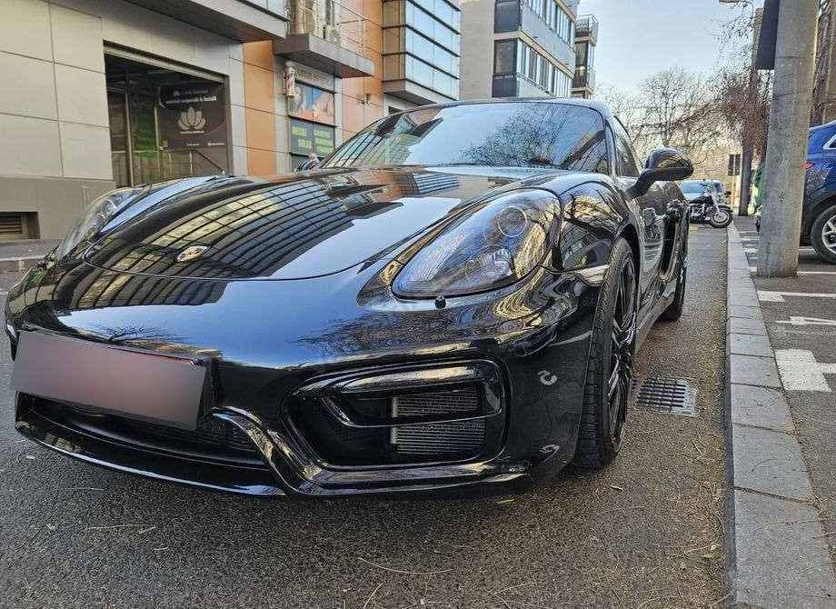 Porsche Cayman