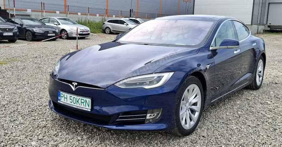 Tesla Model S