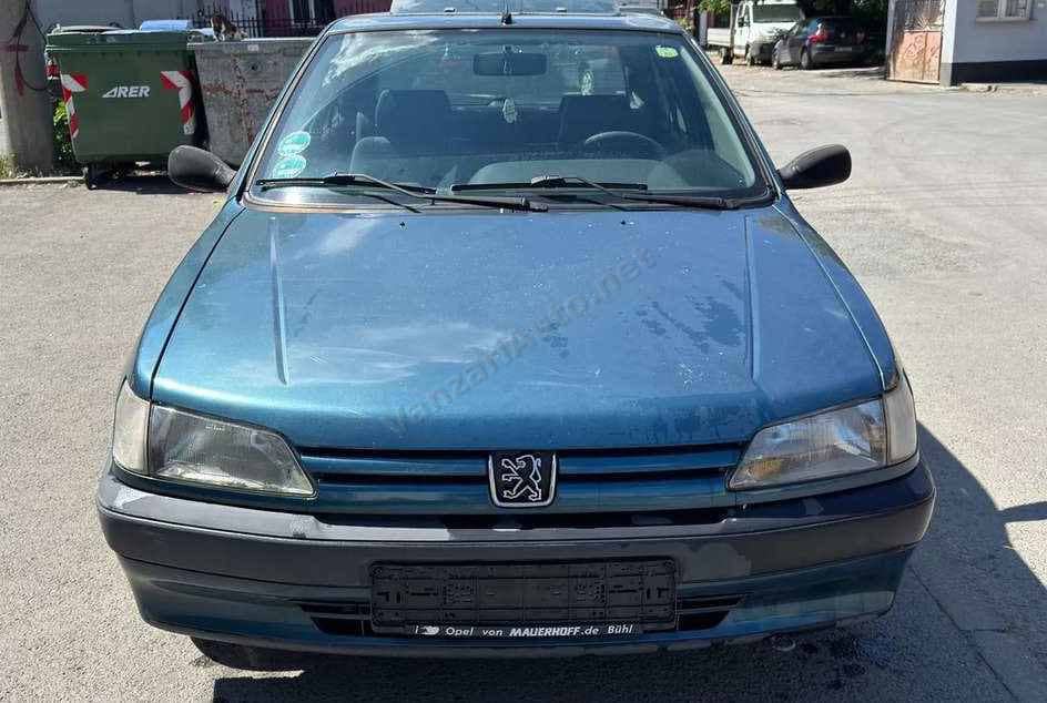 Peugeot 306