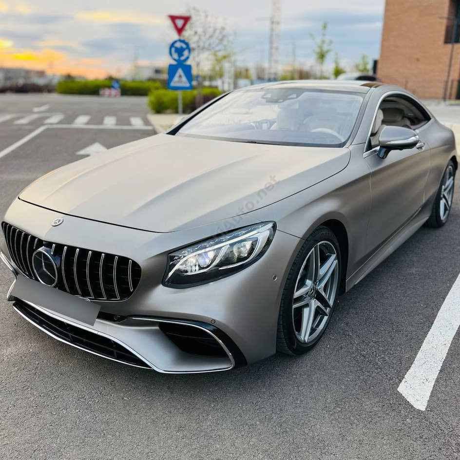 Mercedes-Benz S