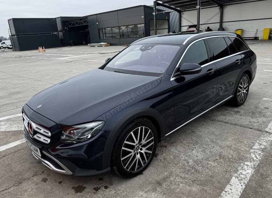 Mercedes-Benz E