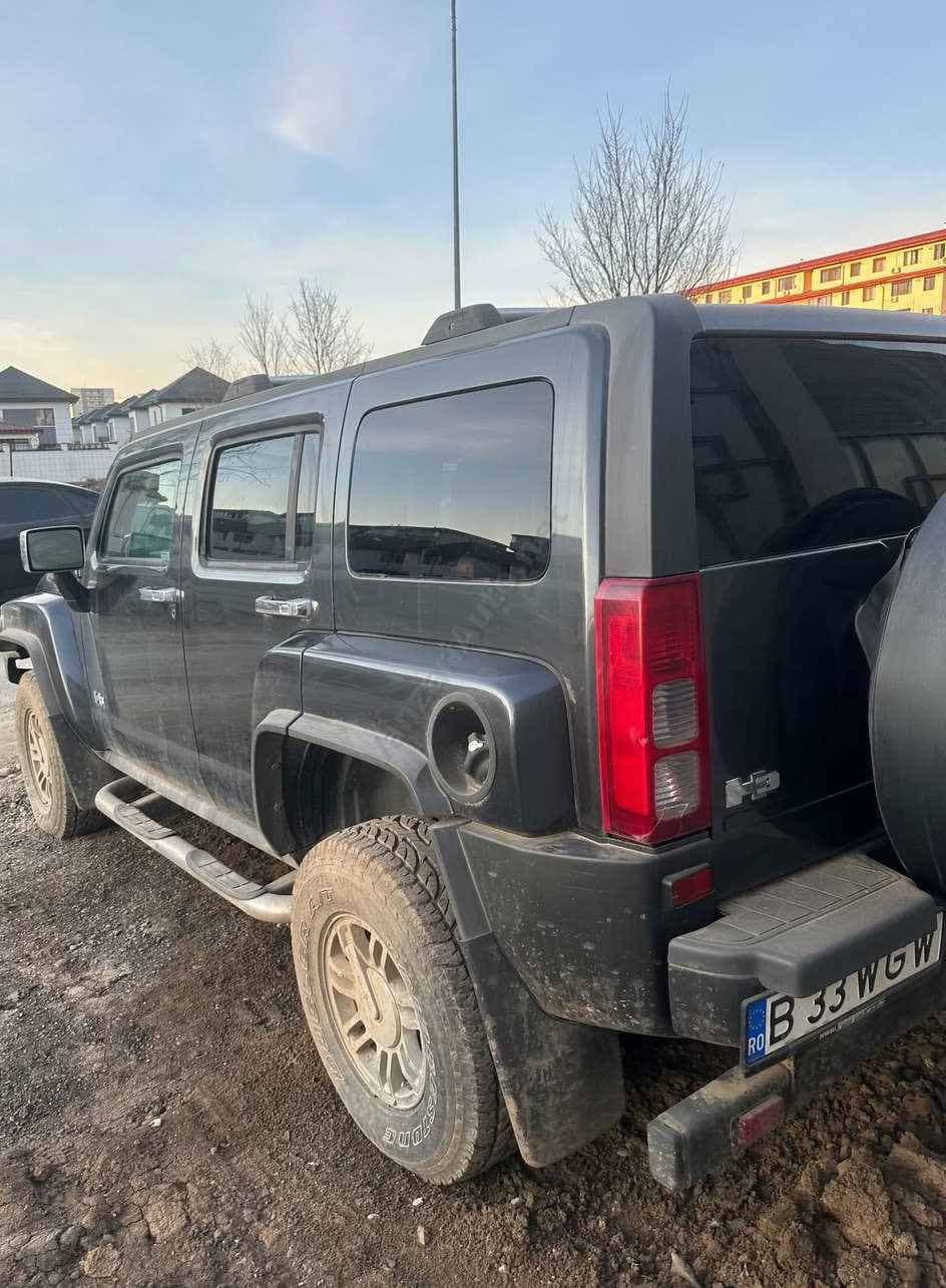 Hummer H3