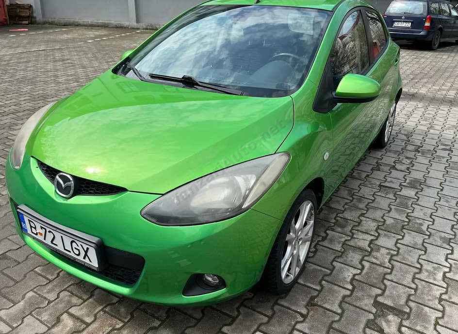 Mazda 2