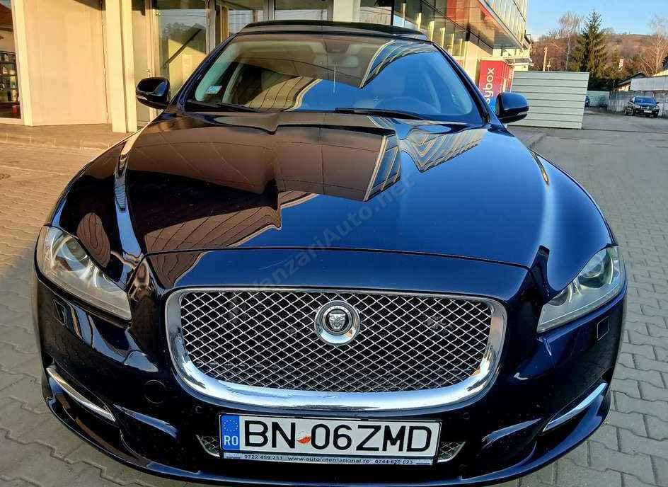 Jaguar XJ