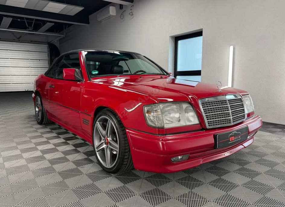 Mercedes-Benz E
