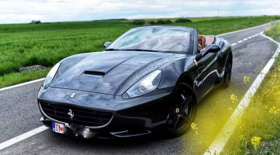 Ferrari California
