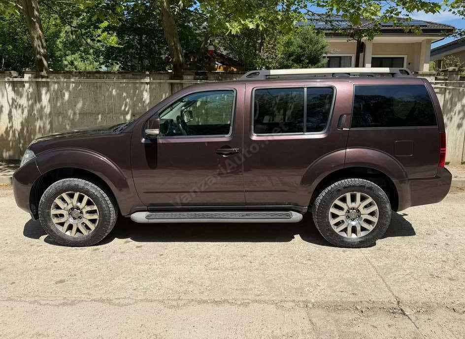 Nissan Pathfinder