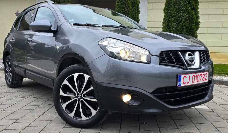 Nissan Qashqai+2