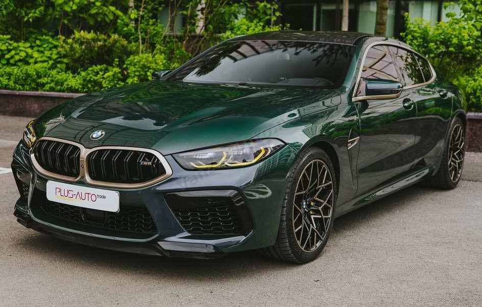 BMW M8