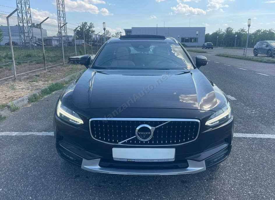 Volvo V90