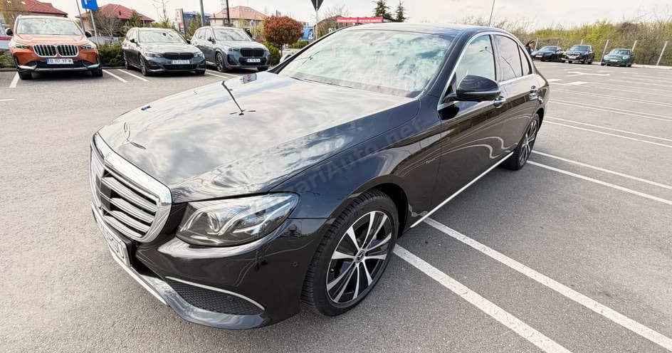 Mercedes-Benz E