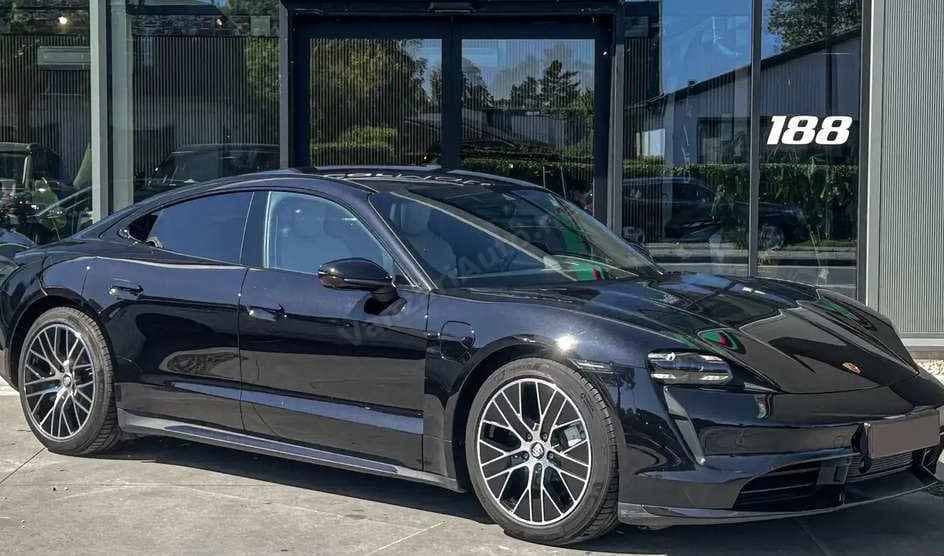 Porsche Taycan