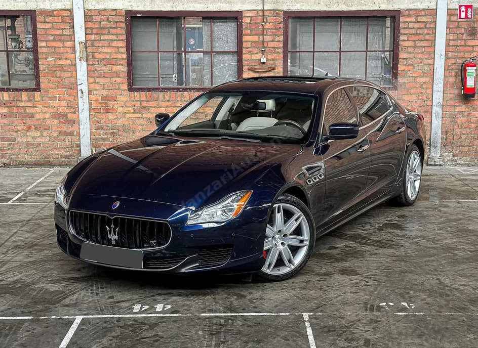 Maserati Quattroporte