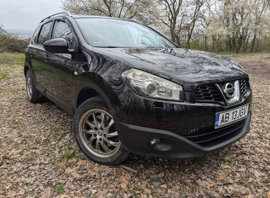 Nissan Qashqai+2