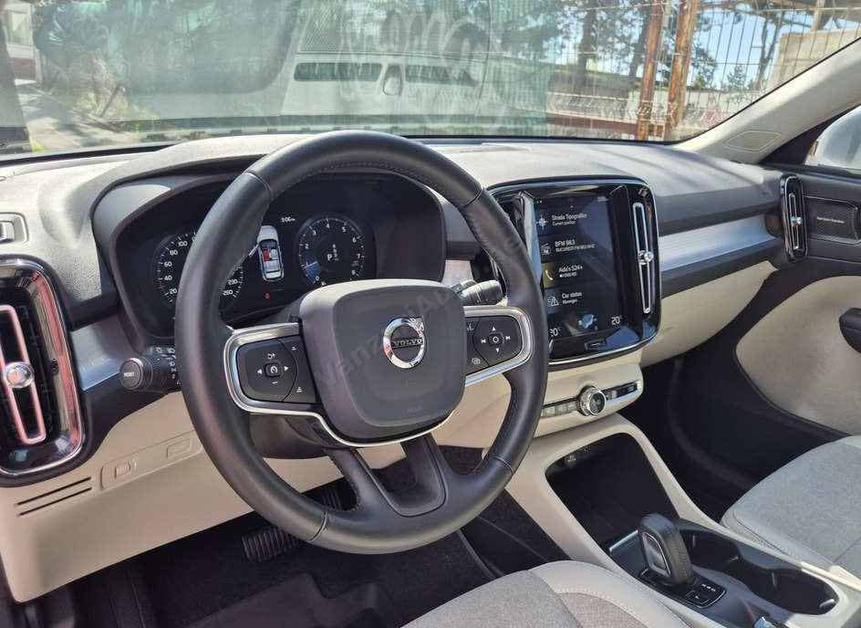 Volvo XC 40